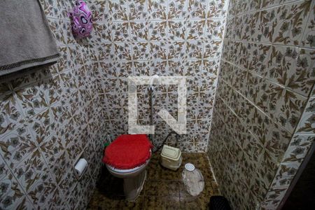 Casa à venda com 180m², 2 quartos e 1 vagaBanheiro 