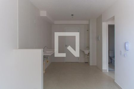 Sala de apartamento para alugar com 2 quartos, 33m² em Vila Ema, São Paulo