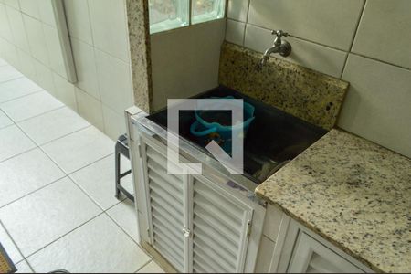 Casa de condomínio à venda com 134m², 3 quartos e 2 vagasÁrea de Serviço