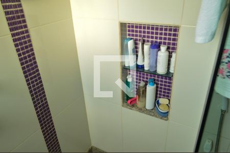 Casa de condomínio à venda com 134m², 3 quartos e 2 vagasBanheiro da Suíte