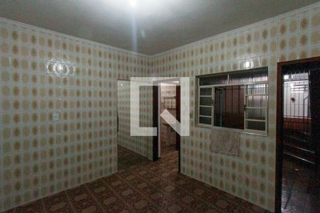 Casa à venda com 368m², 3 quartos e 2 vagasCozinha