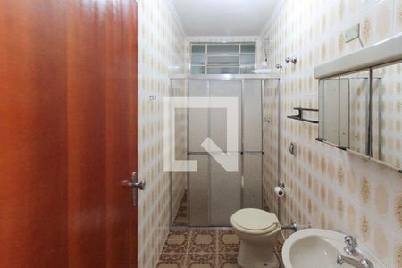 Casa à venda com 368m², 3 quartos e 2 vagasBanheiro