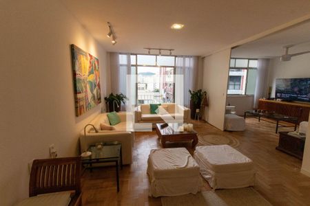 Sala de apartamento à venda com 3 quartos, 130m² em Icaraí, Niterói