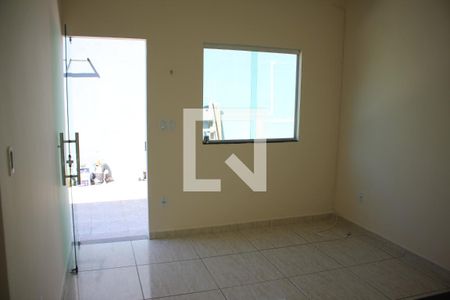 Sala de casa para alugar com 3 quartos, 100m² em Jardim Filadélfia, Belo Horizonte