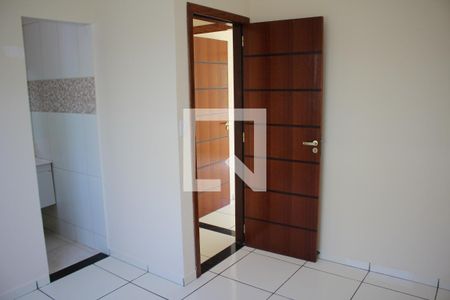 Quarto 1 de casa para alugar com 3 quartos, 100m² em Jardim Filadélfia, Belo Horizonte