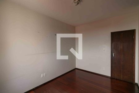Casa à venda com 399m², 4 quartos e 3 vagas Casa à venda com 399m², 4 quartos e 3 vagasQuarto 3