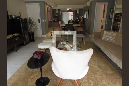 Sala de apartamento para alugar com 4 quartos, 142m² em Paraíso do Morumbi, São Paulo