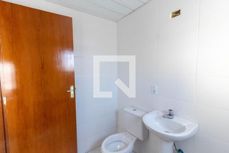 Banheiro de apartamento para alugar com 1 quarto, 17m² em Vila Marieta, São Paulo
