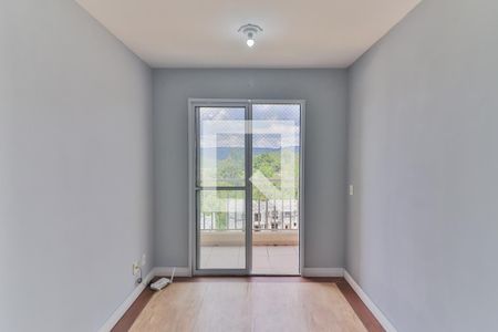 Sala de apartamento para alugar com 3 quartos, 55m² em Jardim Isis, Cotia