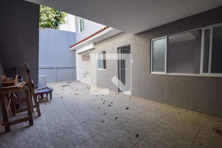 Casa para alugar com 60m², 2 quartos e sem vagaQuintal