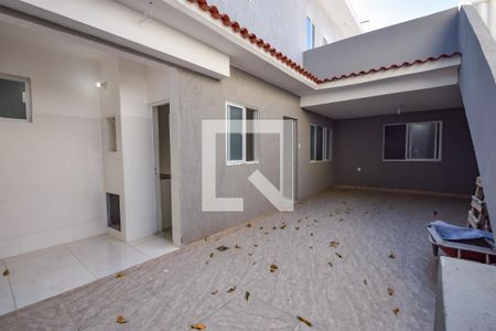Casa para alugar com 60m², 2 quartos e sem vagaQuintal
