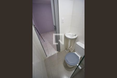 Casa para alugar com 60m², 2 quartos e sem vagaBanheiro (Suíte)