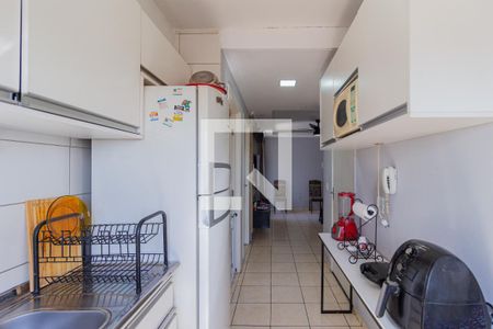 Apartamento à venda com 49m², 2 quartos e 1 vagaCozinha e área de serviço
