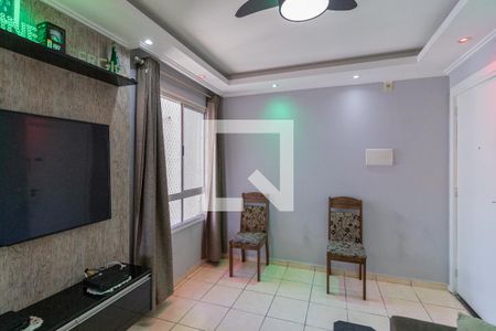 Sala de apartamento à venda com 2 quartos, 49m² em Quitaúna, Osasco