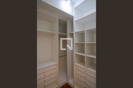 Apartamento para alugar com 67m², 1 quarto e 1 vagaCloset da Suíte