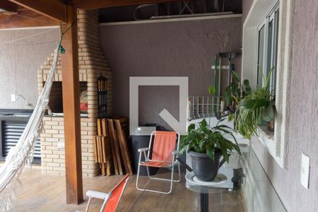 Casa à venda com 150m², 3 quartos e 4 vagas Casa à venda com 150m², 3 quartos e 4 vagasQuintal