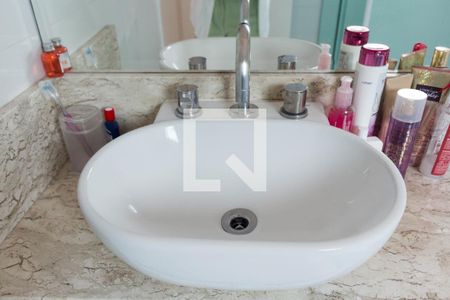 Casa à venda com 150m², 3 quartos e 4 vagas Casa à venda com 150m², 3 quartos e 4 vagasBanheiro da Suíte 2