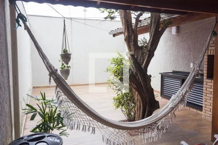 Casa à venda com 150m², 3 quartos e 4 vagas Casa à venda com 150m², 3 quartos e 4 vagasQuintal