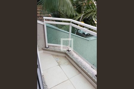 Casa à venda com 150m², 3 quartos e 4 vagas Casa à venda com 150m², 3 quartos e 4 vagasSacada da Suíte 3