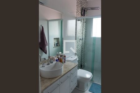 Casa à venda com 150m², 3 quartos e 4 vagas Casa à venda com 150m², 3 quartos e 4 vagasBanheiro da Suíte 1