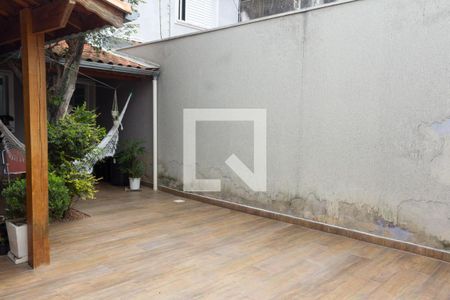 Casa à venda com 150m², 3 quartos e 4 vagas Casa à venda com 150m², 3 quartos e 4 vagasQuintal