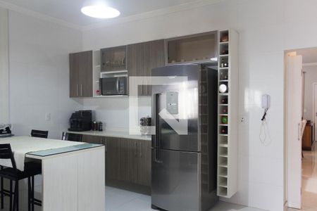 Casa à venda com 150m², 3 quartos e 4 vagas Casa à venda com 150m², 3 quartos e 4 vagasCozinha