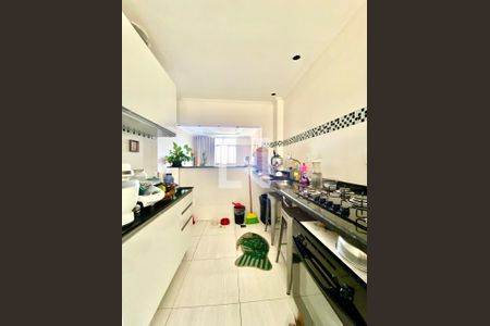 Apartamento à venda com 74m², 2 quartos e 1 vagaCozinha