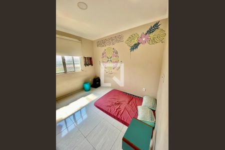 Apartamento à venda com 74m², 2 quartos e 1 vagaQuarto 2