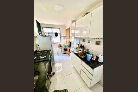 Apartamento à venda com 74m², 2 quartos e 1 vagaCozinha