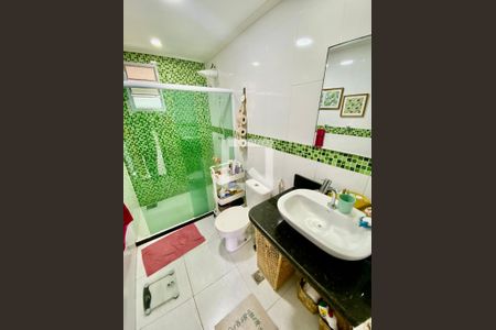 Apartamento à venda com 74m², 2 quartos e 1 vagaBanheiro 