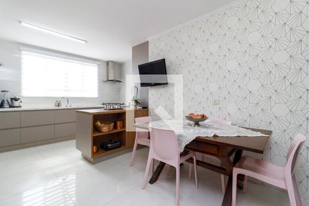 Apartamento à venda com 181m², 4 quartos e 2 vagasCozinha