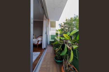 Apartamento à venda com 181m², 4 quartos e 2 vagasSala - Varanda