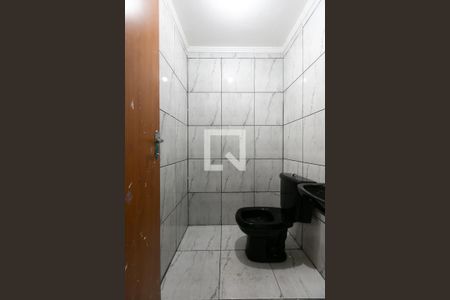 Casa à venda com 150m², 3 quartos e 4 vagas Casa à venda com 150m², 3 quartos e 4 vagasBanheiro 4