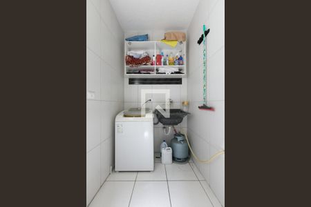 Casa à venda com 150m², 3 quartos e 4 vagas Casa à venda com 150m², 3 quartos e 4 vagasÁrea de Serviço