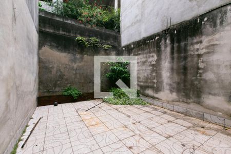 Casa à venda com 150m², 3 quartos e 4 vagas Casa à venda com 150m², 3 quartos e 4 vagasQuintal