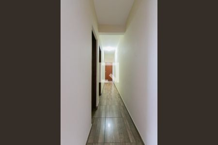 Casa à venda com 150m², 3 quartos e 4 vagas Casa à venda com 150m², 3 quartos e 4 vagasCorredor / Quartos