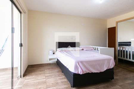 Casa à venda com 150m², 3 quartos e 4 vagas Casa à venda com 150m², 3 quartos e 4 vagasSuíte