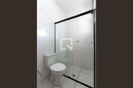 Casa à venda com 150m², 3 quartos e 4 vagas Casa à venda com 150m², 3 quartos e 4 vagasBanheiro da Suíte