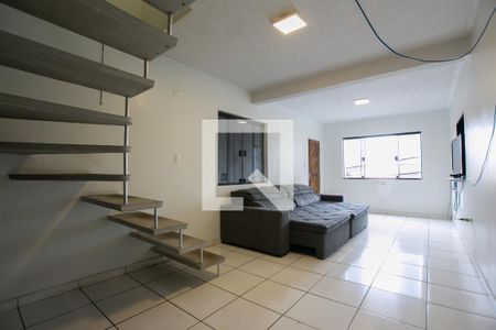 Sala de casa à venda com 3 quartos, 150m² em Jardim Pedro José Nunes, São Paulo
