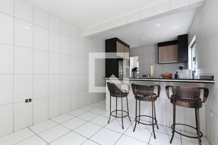 Casa à venda com 150m², 3 quartos e 4 vagas Casa à venda com 150m², 3 quartos e 4 vagasCozinha