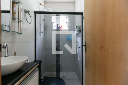 Casa à venda com 150m², 3 quartos e 4 vagas Casa à venda com 150m², 3 quartos e 4 vagasBanheiro 2