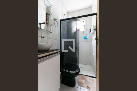 Casa à venda com 150m², 3 quartos e 4 vagas Casa à venda com 150m², 3 quartos e 4 vagasBanheiro 2