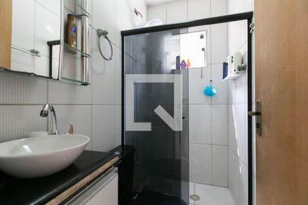 Casa à venda com 150m², 3 quartos e 4 vagas Casa à venda com 150m², 3 quartos e 4 vagasBanheiro 2