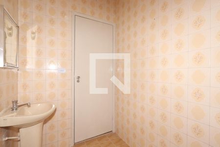 Casa para alugar com 250m², 3 quartos e 2 vagasBanheiro Social