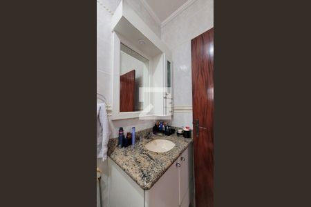 Casa à venda com 300m², 4 quartos e 4 vagas Casa à venda com 300m², 4 quartos e 4 vagasBanheiro da Suíte 2