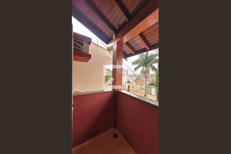 Casa à venda com 300m², 4 quartos e 4 vagas Casa à venda com 300m², 4 quartos e 4 vagasSuíte 2 varanda
