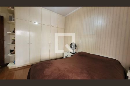 Casa à venda com 300m², 4 quartos e 4 vagas Casa à venda com 300m², 4 quartos e 4 vagasSuíte 2