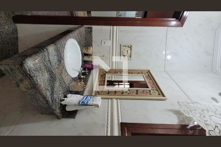 Casa à venda com 300m², 4 quartos e 4 vagas Casa à venda com 300m², 4 quartos e 4 vagasBanheiro da Área gourmet