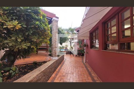 Casa à venda com 300m², 4 quartos e 4 vagas Casa à venda com 300m², 4 quartos e 4 vagasÁrea gourmet