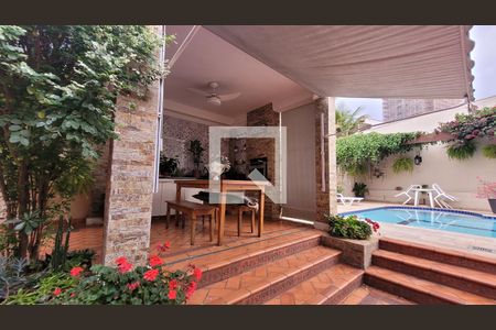 Casa à venda com 300m², 4 quartos e 4 vagas Casa à venda com 300m², 4 quartos e 4 vagasÁrea gourmet